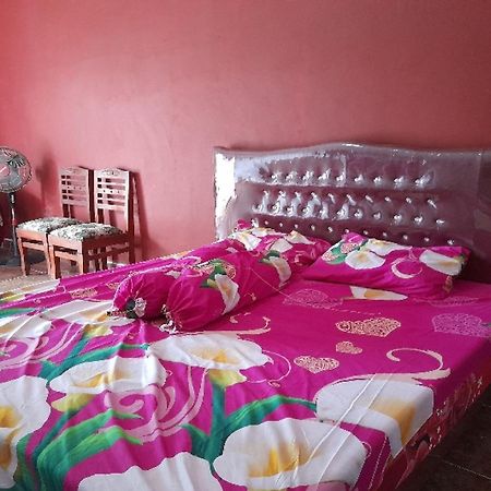 Oyo Homes 91248 Desa Wisata Banding Agung Danau Ranau Eksteriør billede