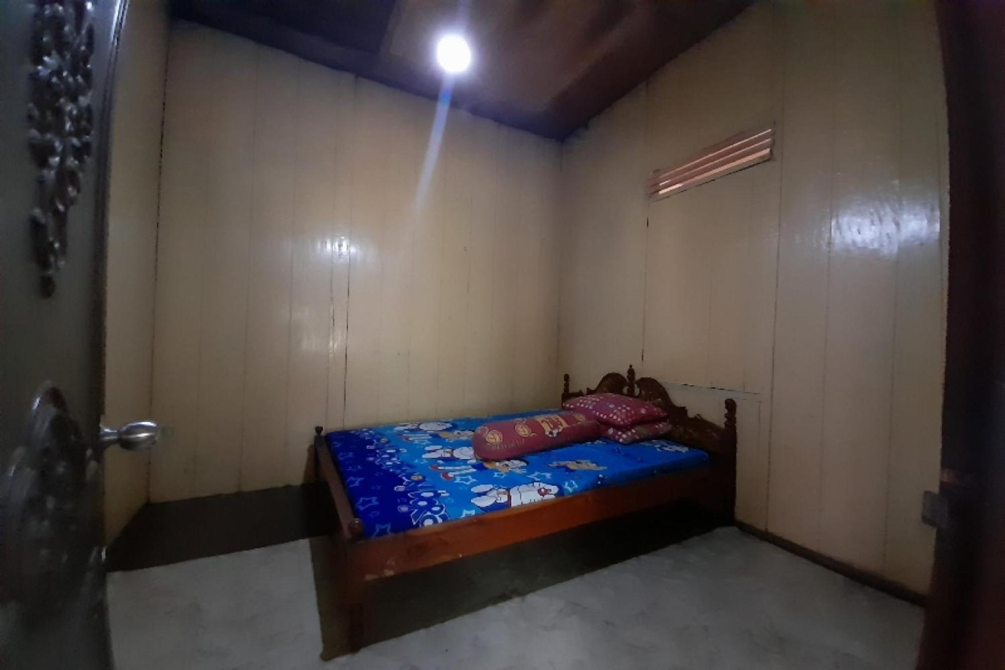 Oyo Homes 91248 Desa Wisata Banding Agung Danau Ranau Eksteriør billede